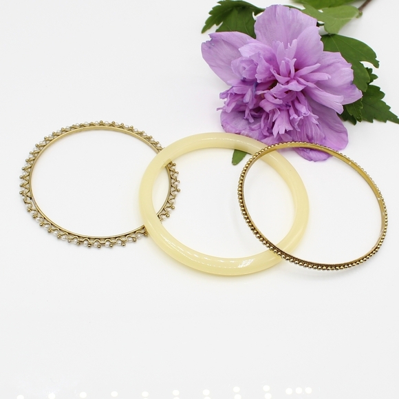 Vintage bangle bracelet set - Picture 4 of 5